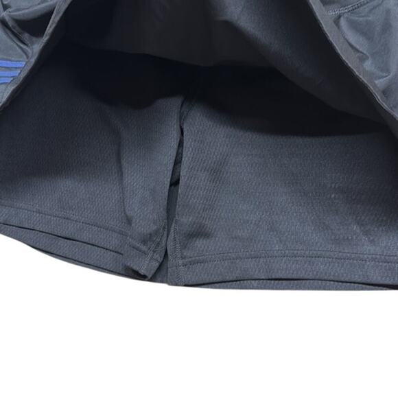 New with Tags Adidas Response Climalite Black Skort with Blue Stripes 6" - Picture 4 of 7